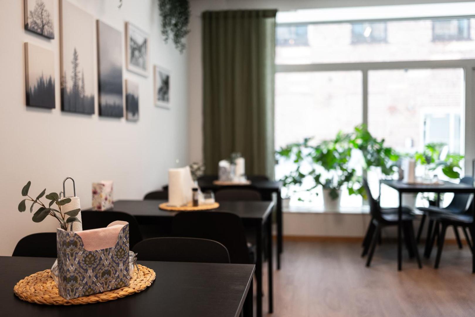 Ahlgrens Hotell Bed & Breakfast Gävle Esterno foto
